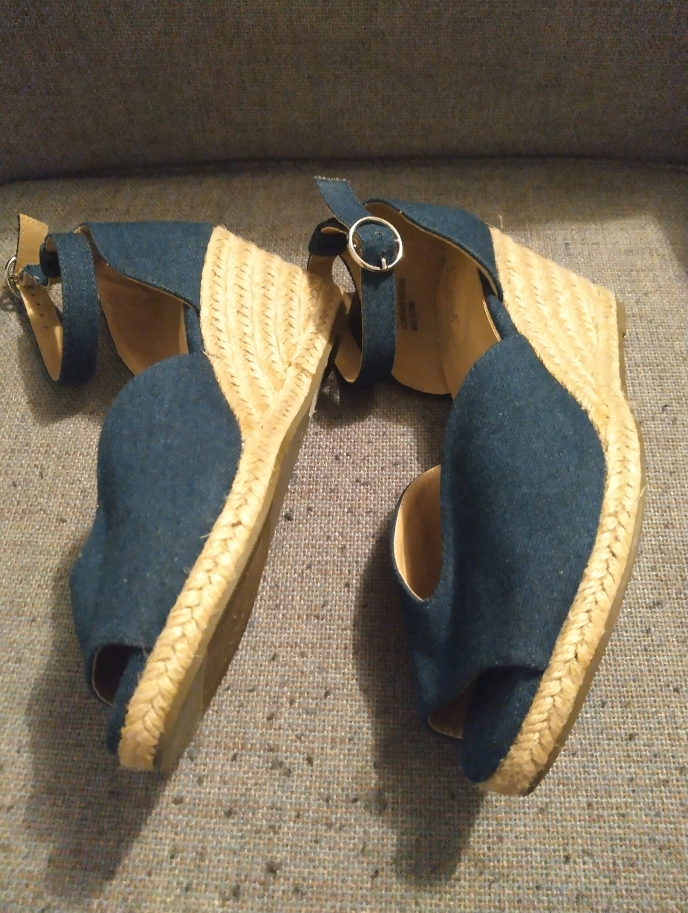 Size 9 NWOB C EST. 1946 Women’s Wedge Sandals with Ankle Strap - Picture 4 of 9